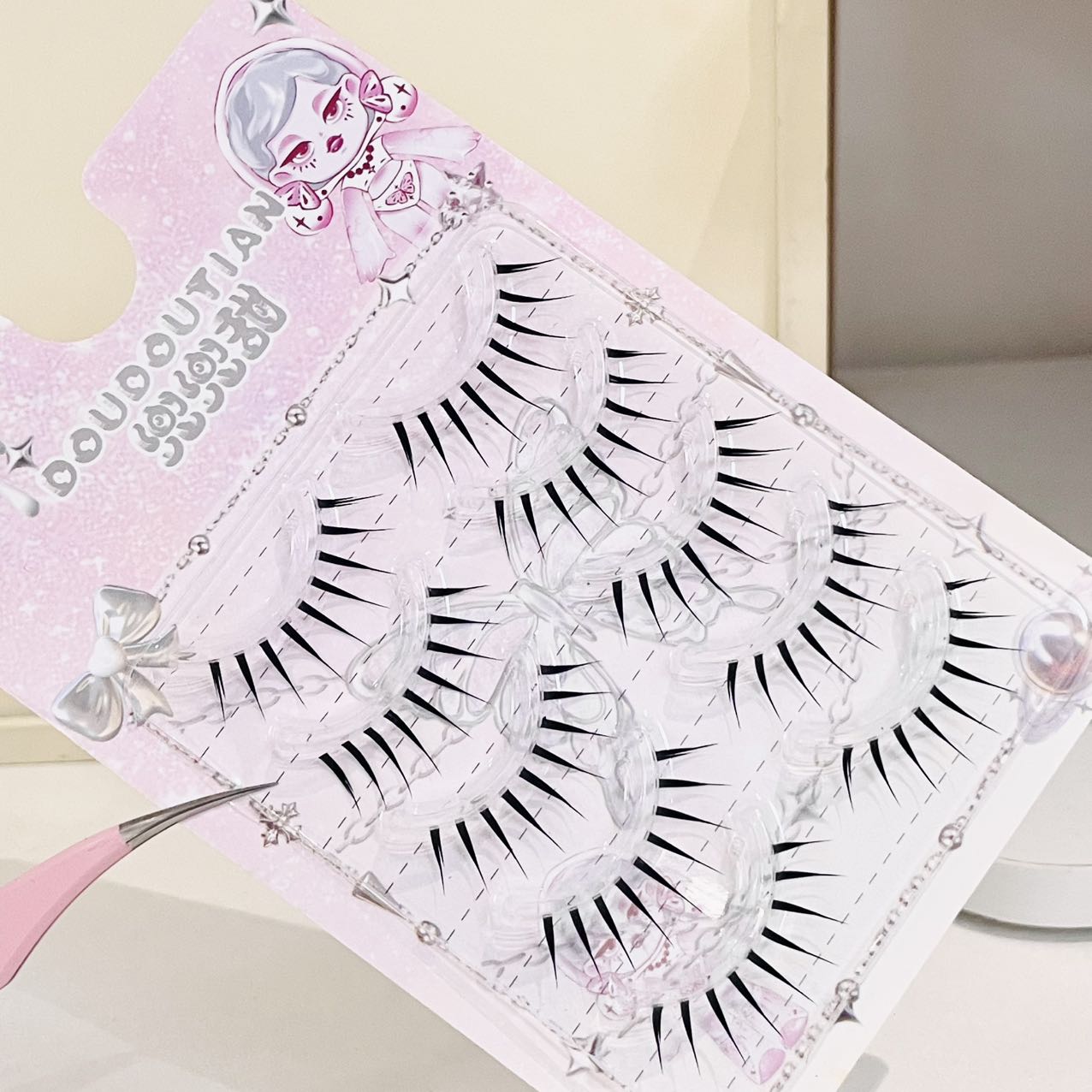 Doudoutian Wet Look Spiky Full - Anime Cosplay Lashes review and price